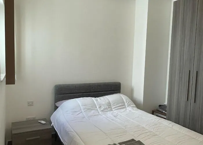 Three Bedroom Penthouse * San Ġwann